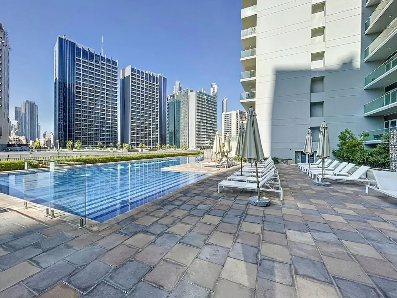 Reva Residences - Cosy One Bedroom In Business Bay location